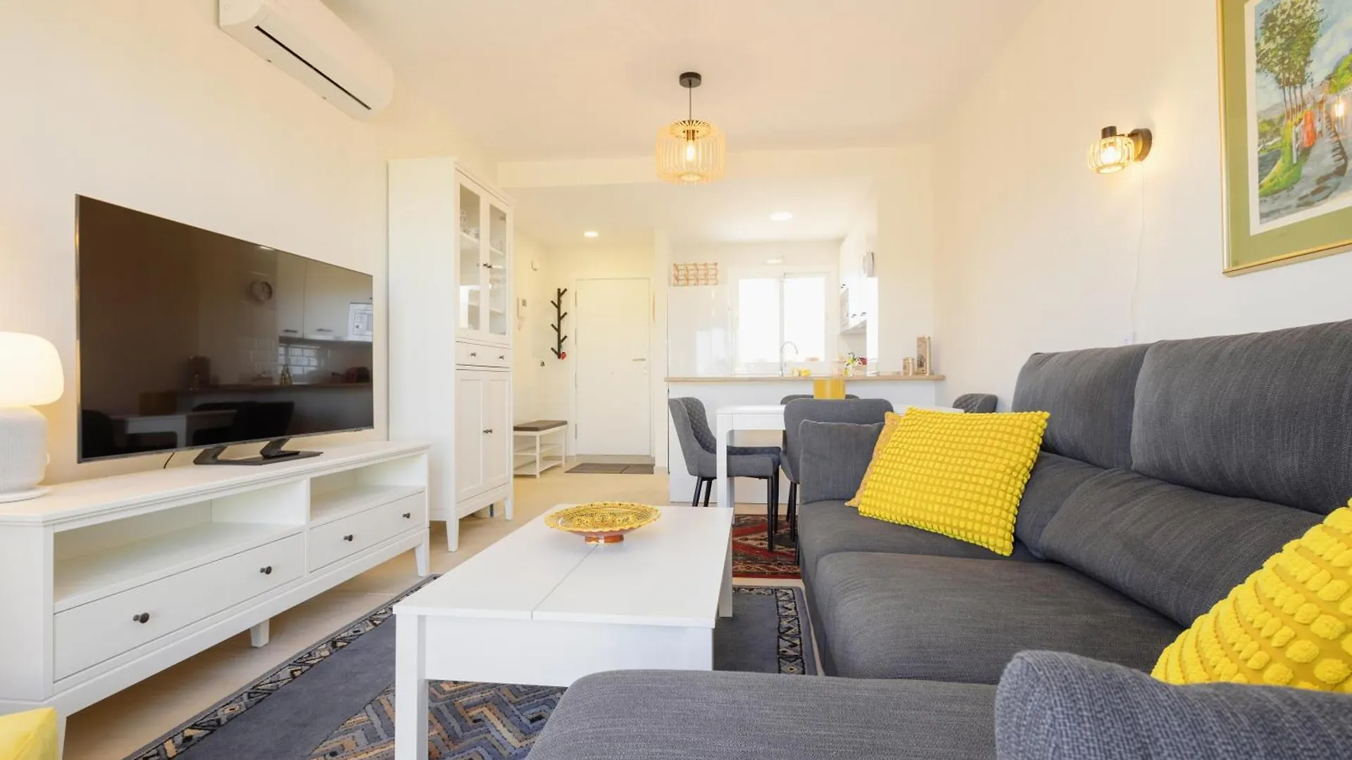 Apartment Cozy Apartment, With Sea Views, Large Private Terrace, Close To The Beach, El Faro, Mijas