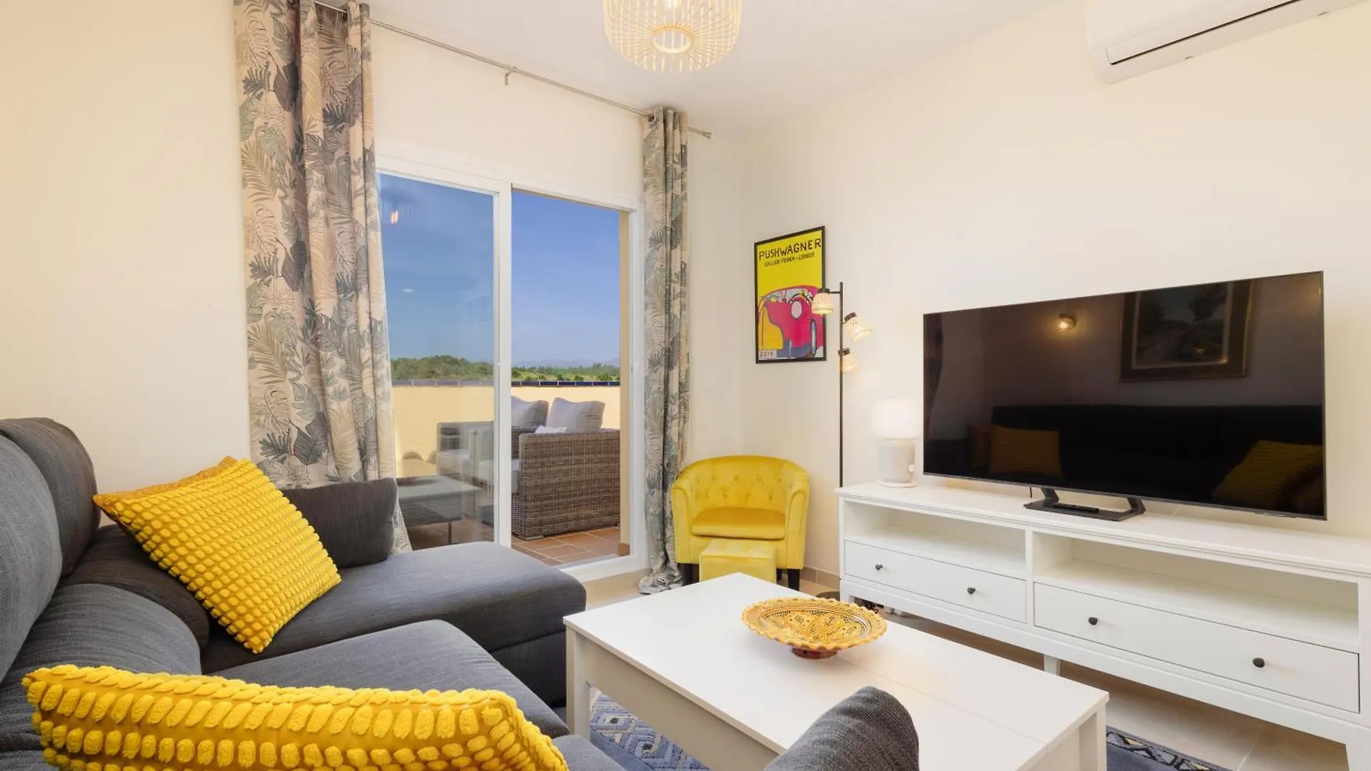 Cozy Apartment, With Sea Views, Large Private Terrace, Close To The Beach, El Faro, Mijas Spain